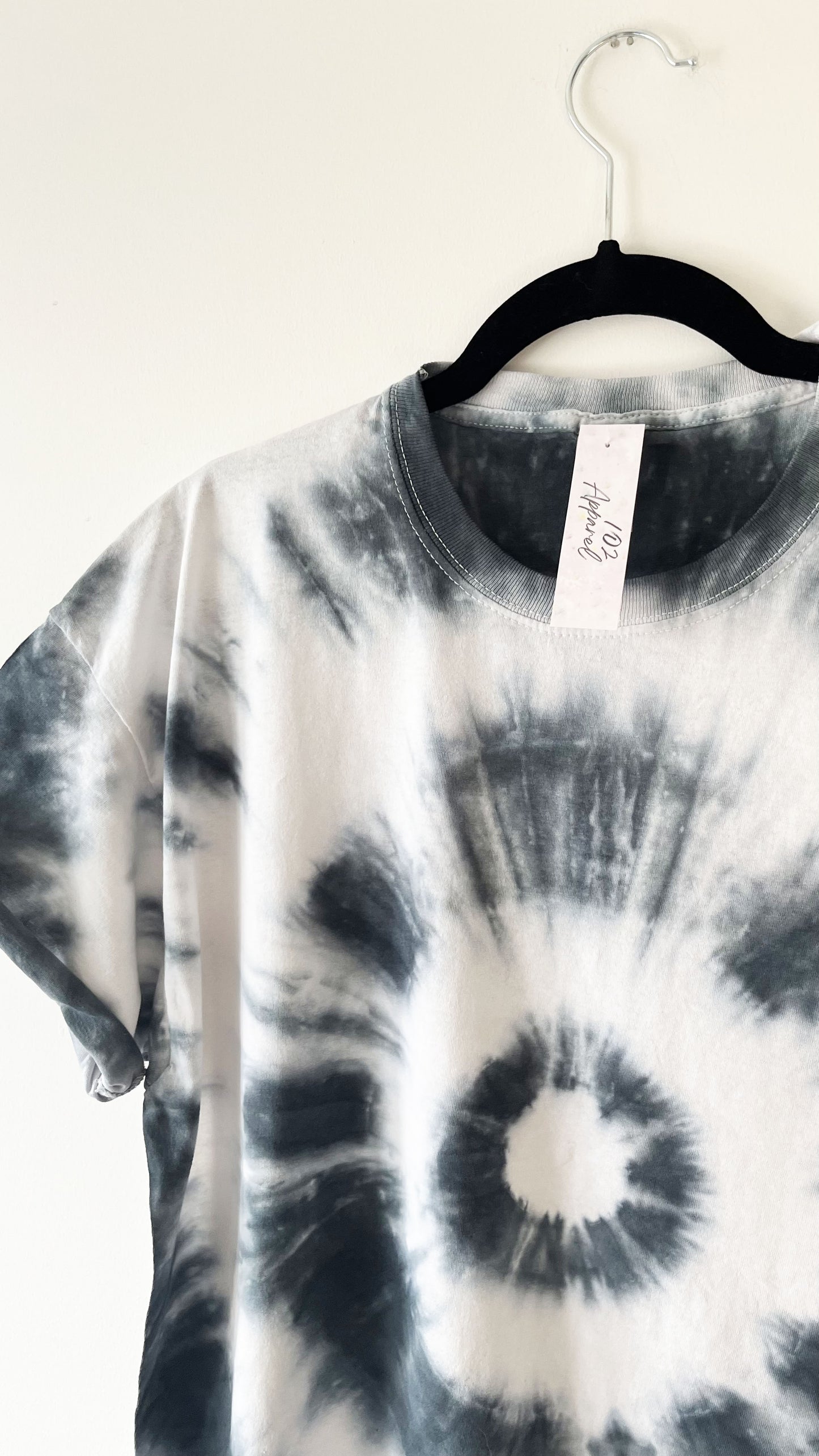 Black and White Tie Dye T Shirt